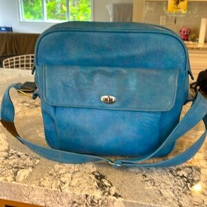 Vintage 1970 samsonite travrl bag